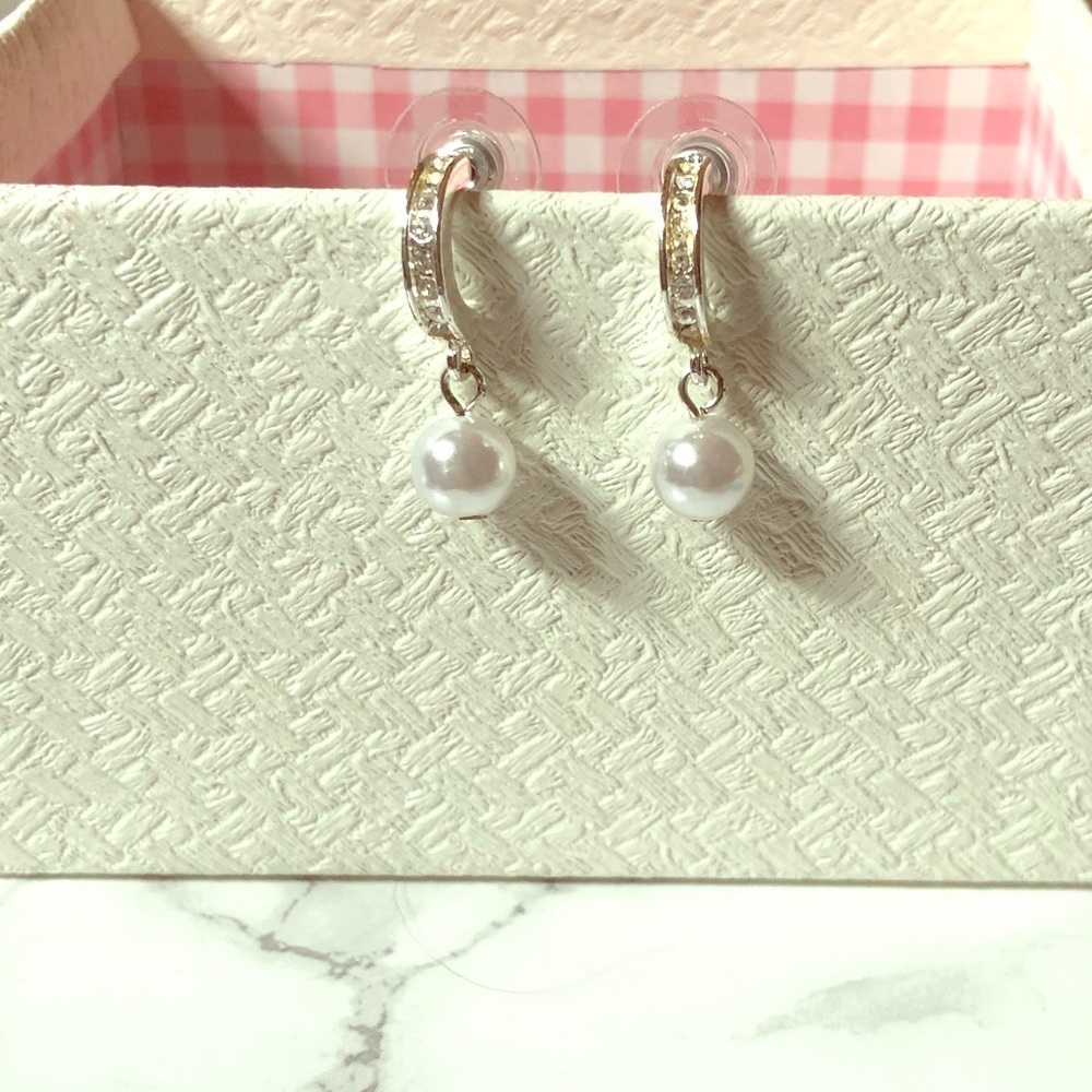 Dainty Silver Hoop Pearly Dangle Earrings New